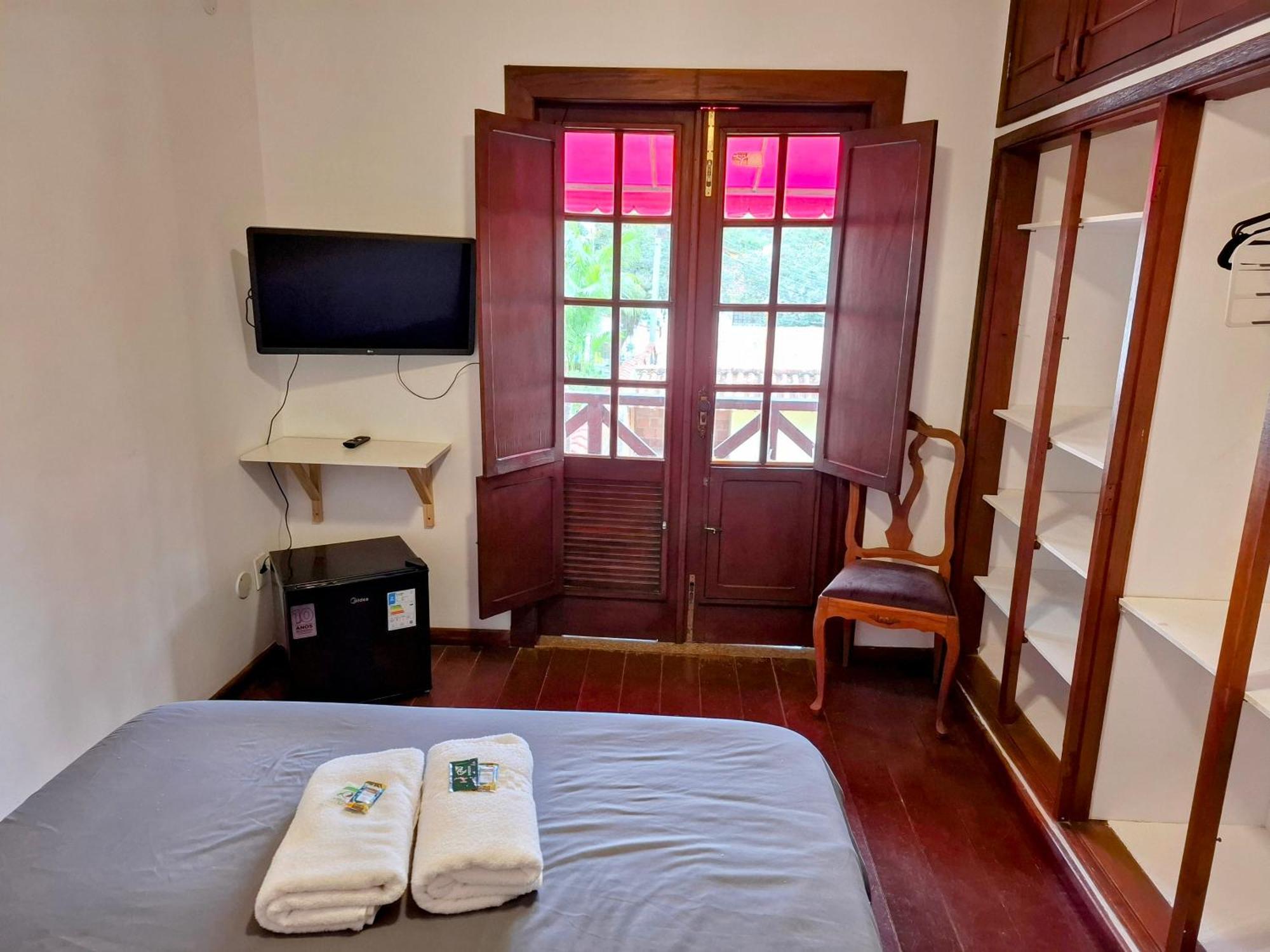 Casa Rosada Seu Refugio Na Serra Miguel Pereira Exterior foto
